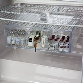 Non-Tilting Refrigerator Box with Key Lock 
