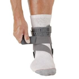 Ankle Brace Rebound Large Strap Closure Male 12-1/2 to 16 Right Foot