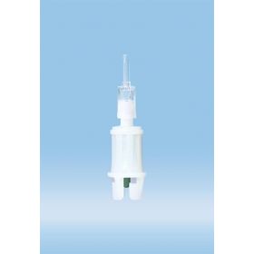 Multi-Adapter with Blunt Cannula