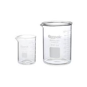 Qorpak 278413 100mL Clear Graduated Low Form Griffin Beaker with Spout, Case of 10